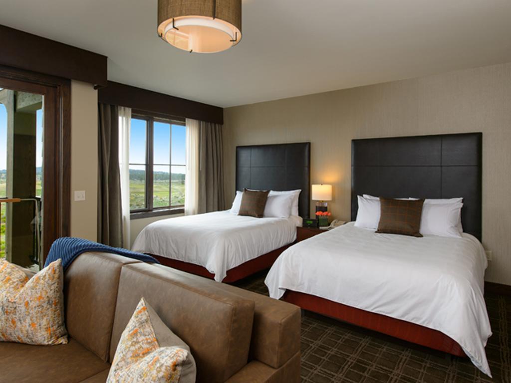 Tetherow Hotel Deschutes River Woods Oda fotoğraf