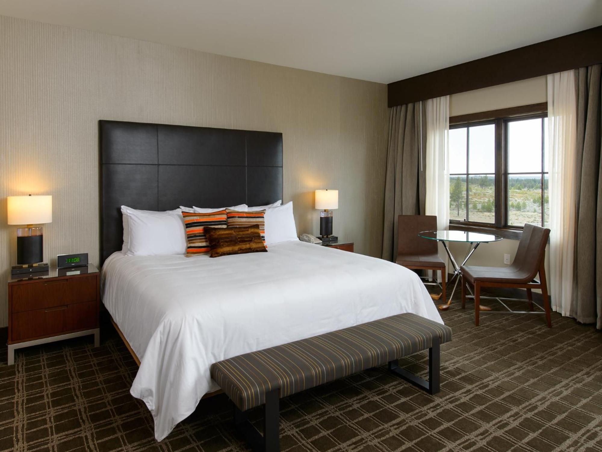 Tetherow Hotel Deschutes River Woods Oda fotoğraf